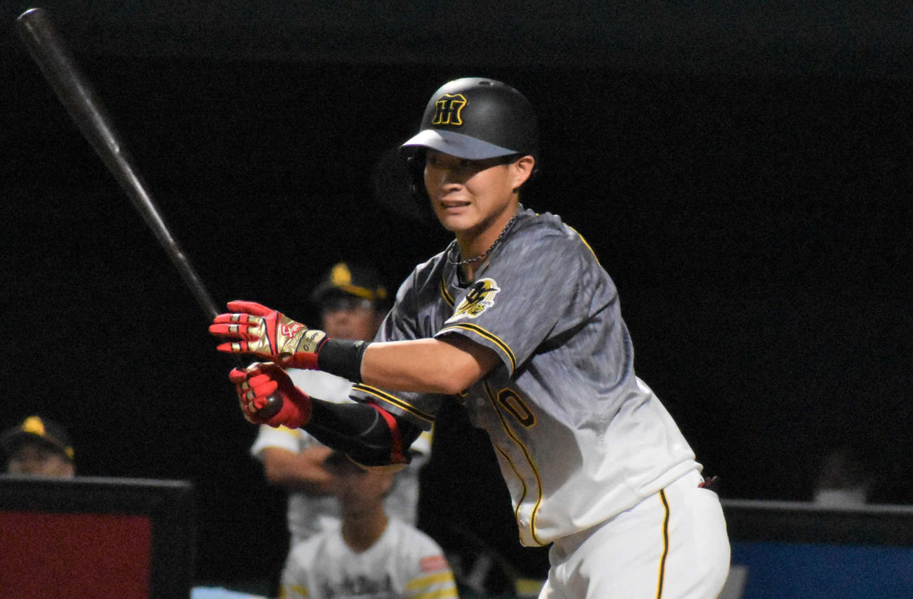 阪神木浪聖也（2020年10月9日撮影）