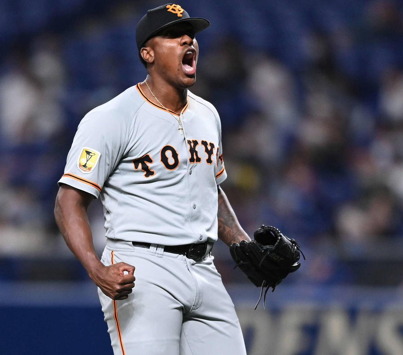 中日対巨人　8回裏を無失点に抑えほえる巨人ビエイラ（撮影・鈴木みどり）