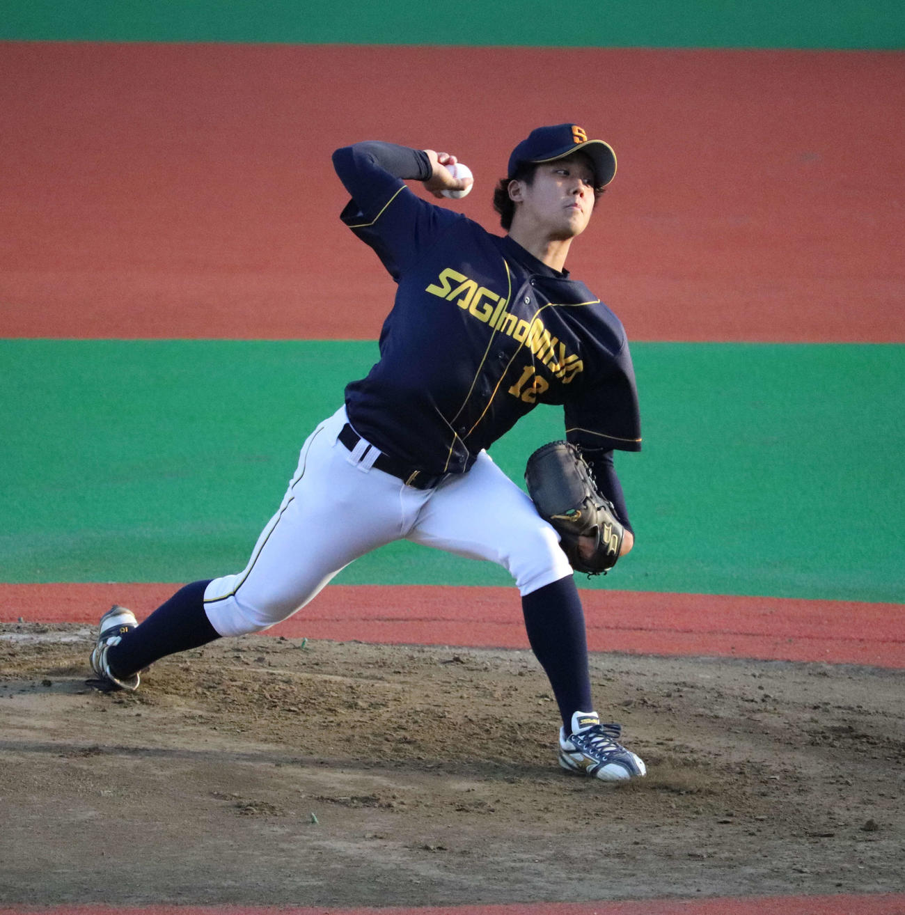 鷺宮製作所対東京ガス　7回無失点被安打3の好投で勝利に貢献した鷺宮製作所の平川（撮影・小早川宗一郎）