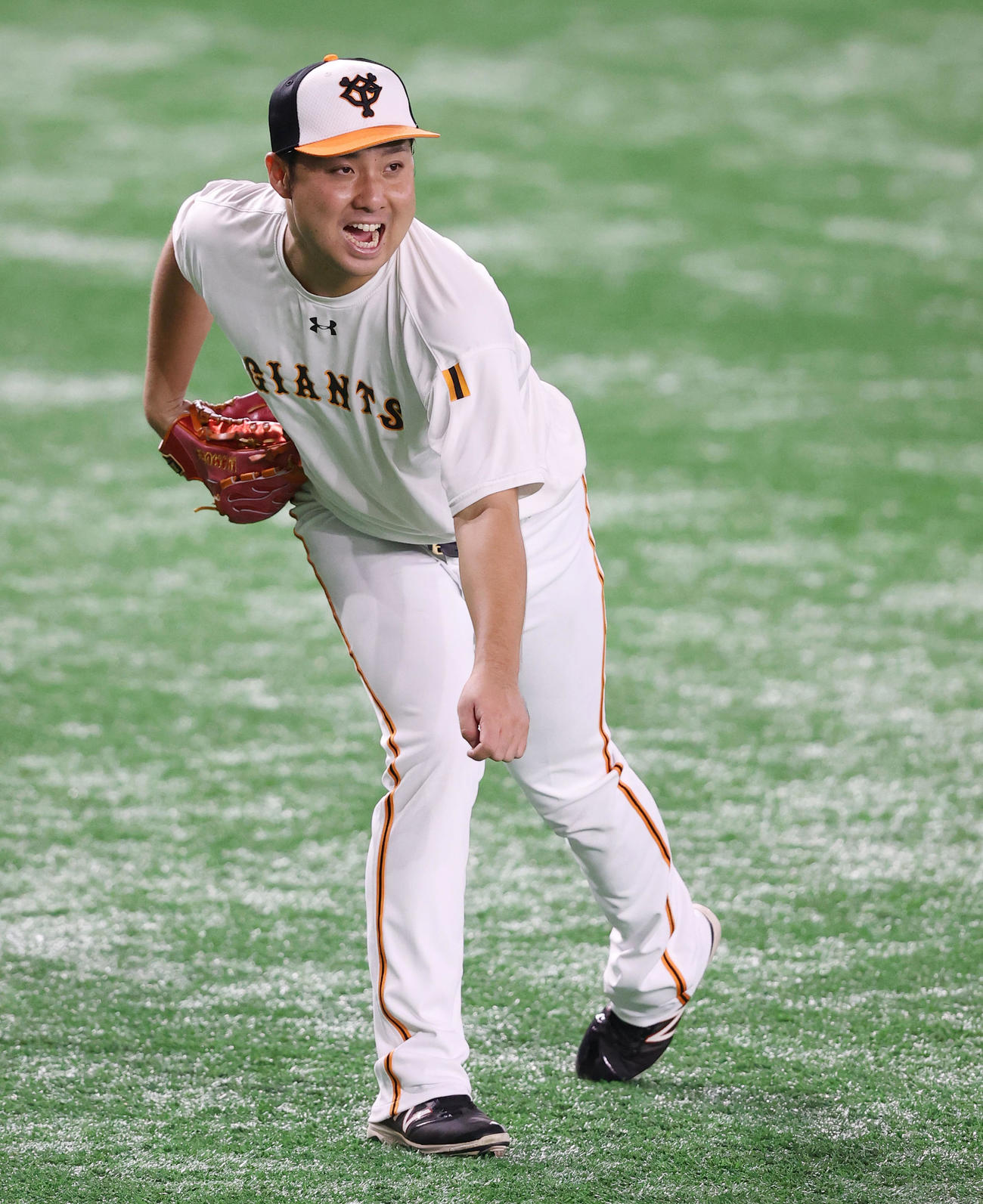巨人対広島　試合前、投球練習する巨人今村（撮影・垰建太）