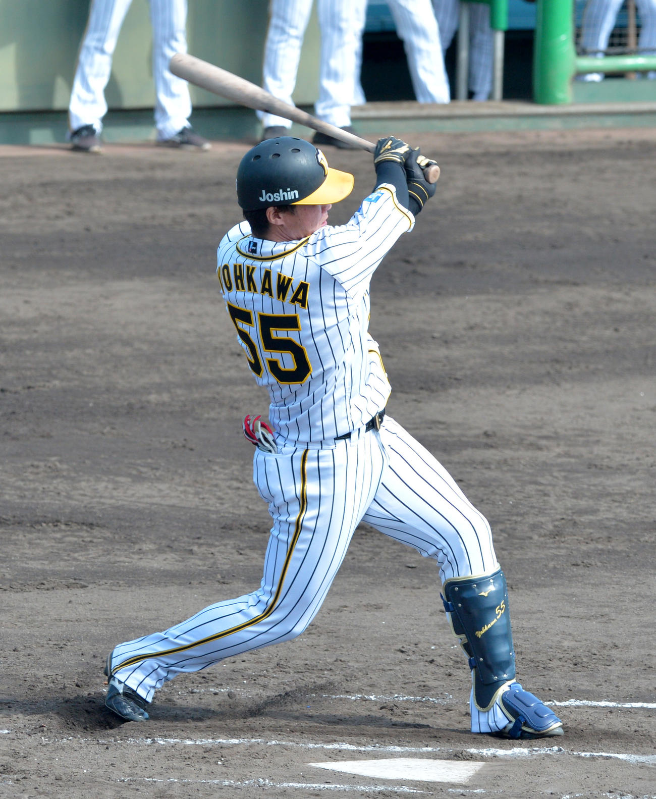 ウエスタン・リーグ阪神対中日　2回、安打を放つ阪神・陽川尚将（代表撮影）