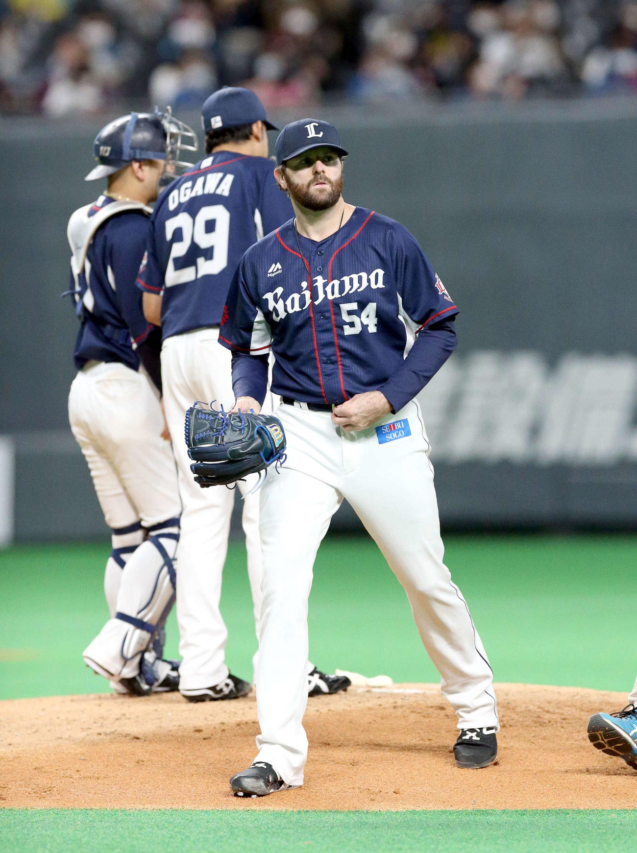 日本ハム対西武　3回途中で降板する西武ザック・ニール（撮影・佐藤翔太）