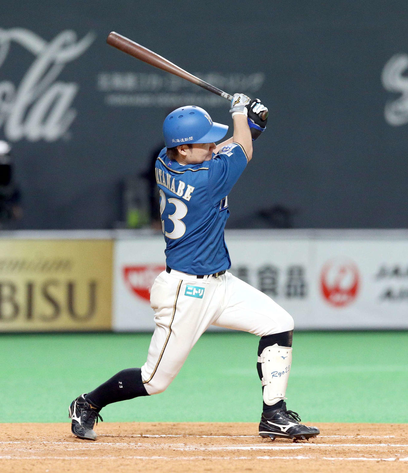 日本ハム対西武　4回裏日本ハム1死三塁、渡辺は左前適時打を放つ（撮影・佐藤翔太）