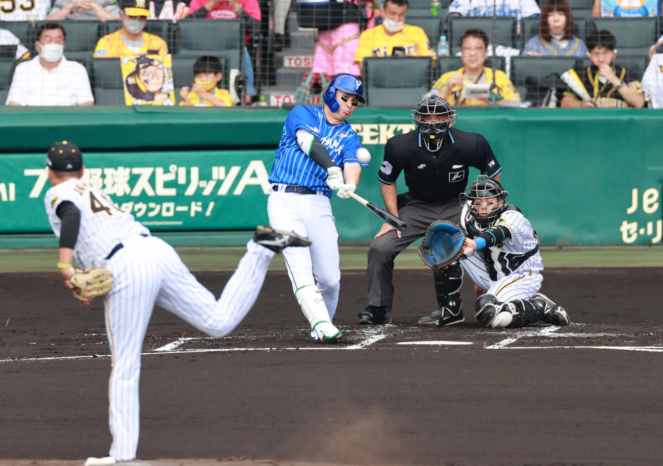 11日阪神戦で右越えの先制本塁打を放った佐野