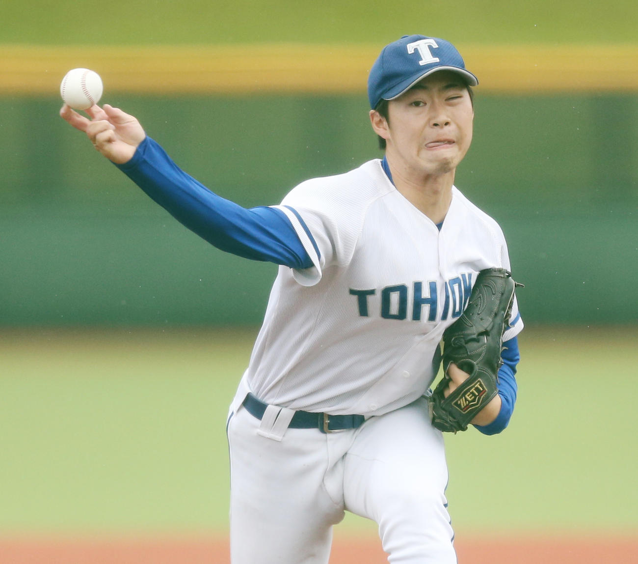 東北学院大対東北大　完封勝利を挙げ、21年ぶりの3位Aクラス入りを決めた東北大・中尾（撮影・野上伸悟）