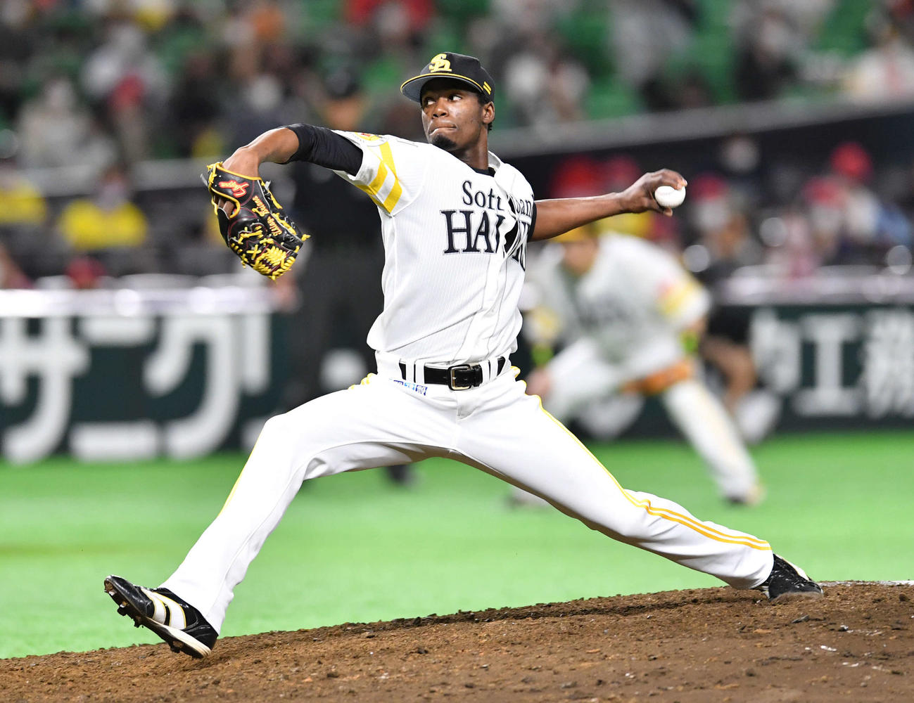 8回表、ソフトバンク5番手として登板したリバン・モイネロ（撮影・岩下翔太）