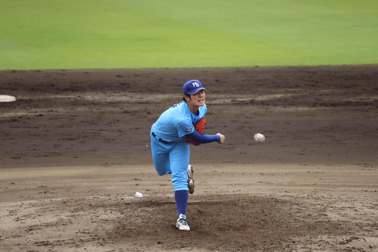 5回から延長10回まで4安打8三振に抑えた森だったが、延長10回にサヨナラの左越え適時打を浴び敗戦した＝2020年10月18日（撮影・保坂淑子）