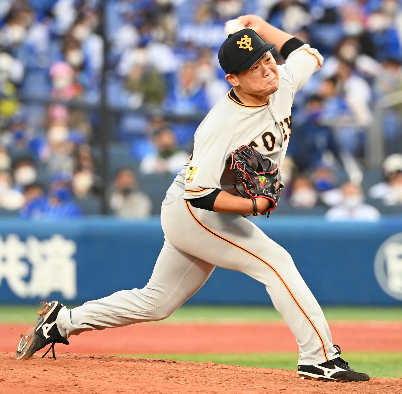 DeNA対巨人　巨人4番手で登板した田口（撮影・山崎安昭）