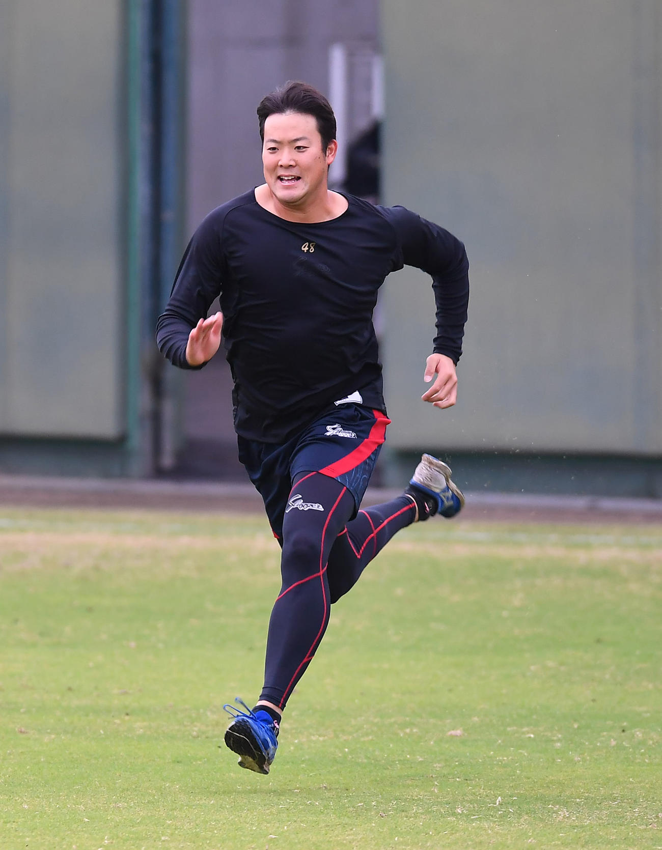 ダッシュをする斎藤（代表撮影）