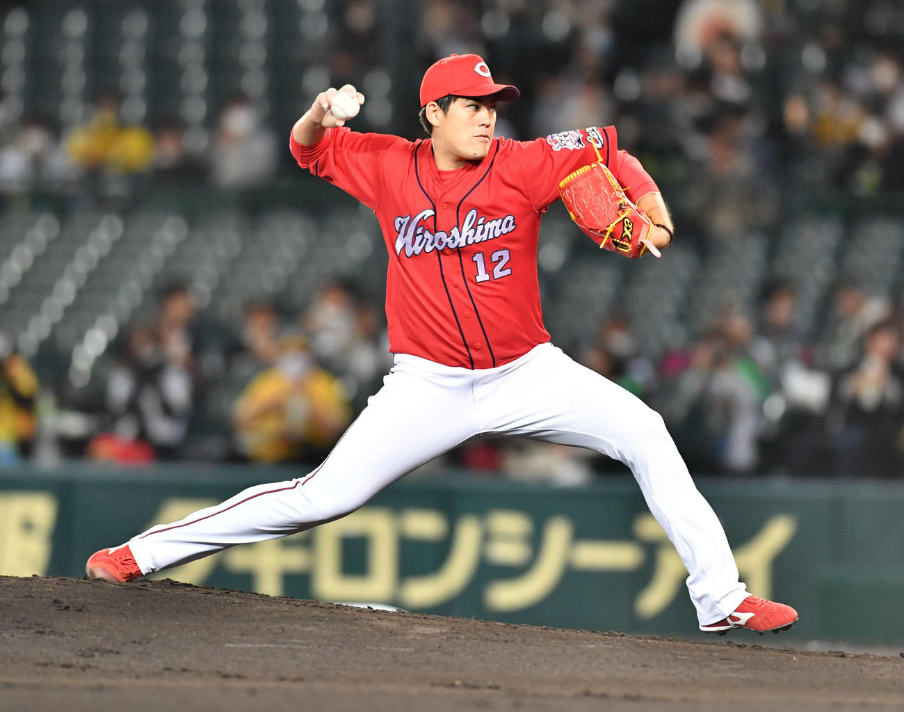 阪神対広島21回戦　広島先発の九里亜蓮（撮影・岩下翔太）