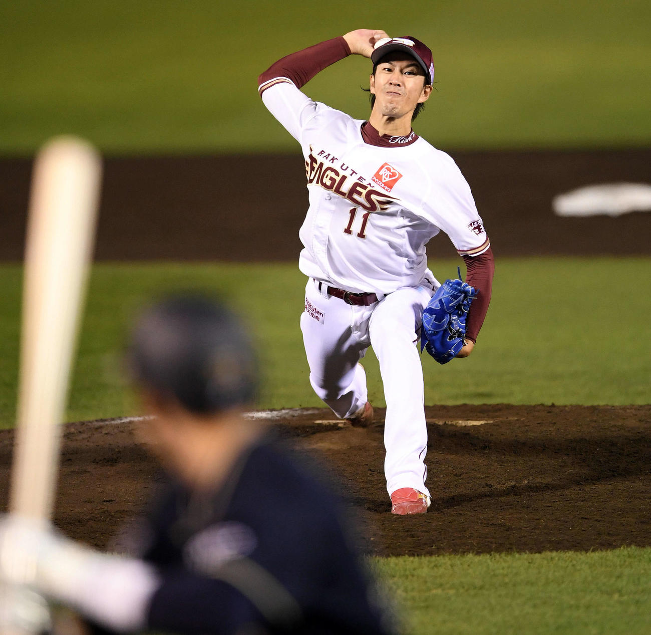楽天対オリックス　5回、力投を続ける楽天先発の岸（撮影・滝沢徹郎）