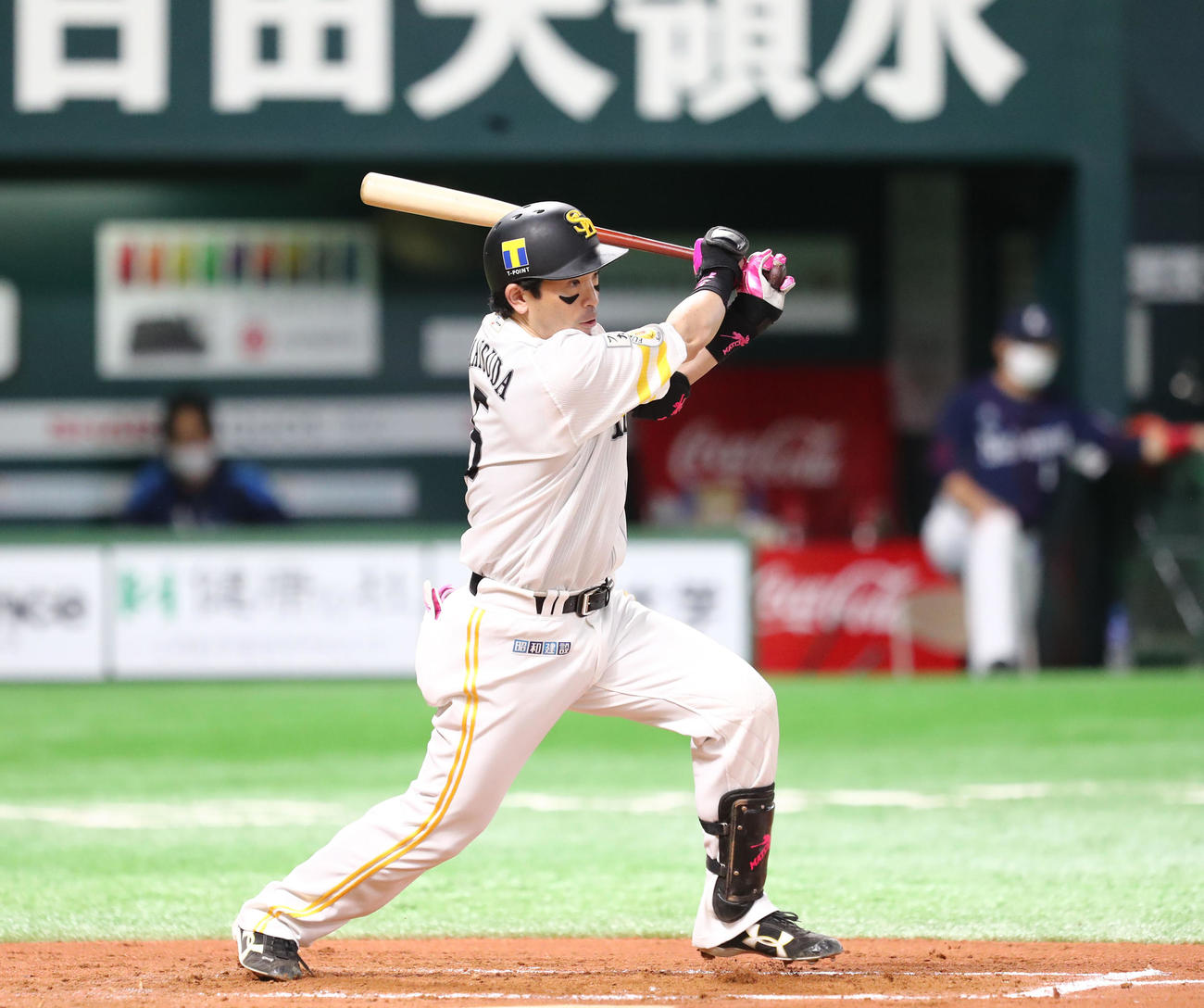 ソフトバンク対西武　6回裏ソフトバンク無死二塁、松田宣浩は右前安打を放つ（撮影・梅根麻紀
