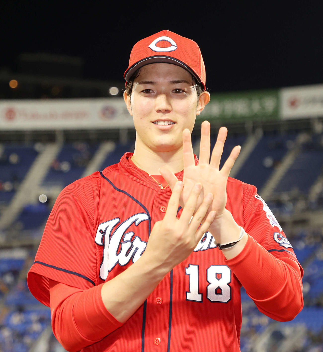DeNA対広島　9勝目を挙げた広島森下（撮影・鈴木正人）
