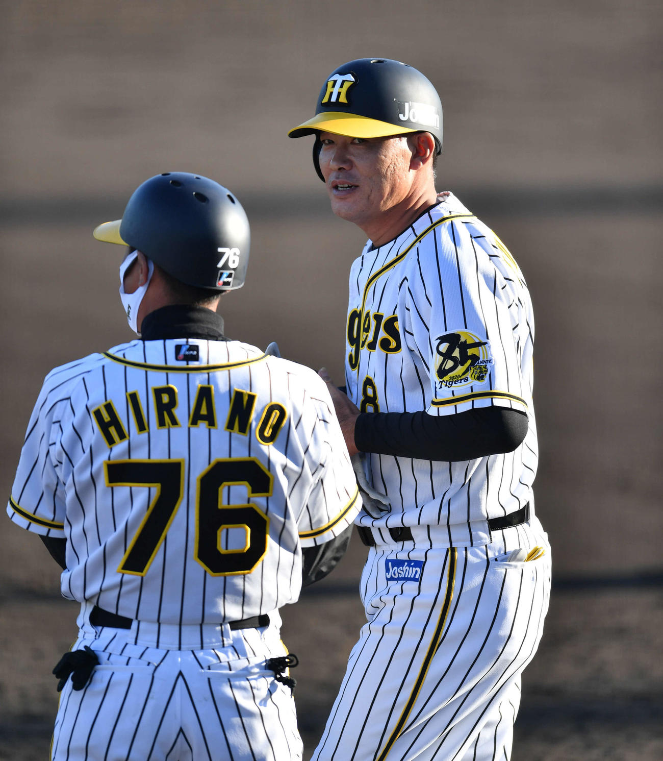 ウエスタンリーグ阪神対中日　9回裏阪神2死三塁、遊撃へ同点適時内野安打を放った福留孝介（撮影・岩下翔太）