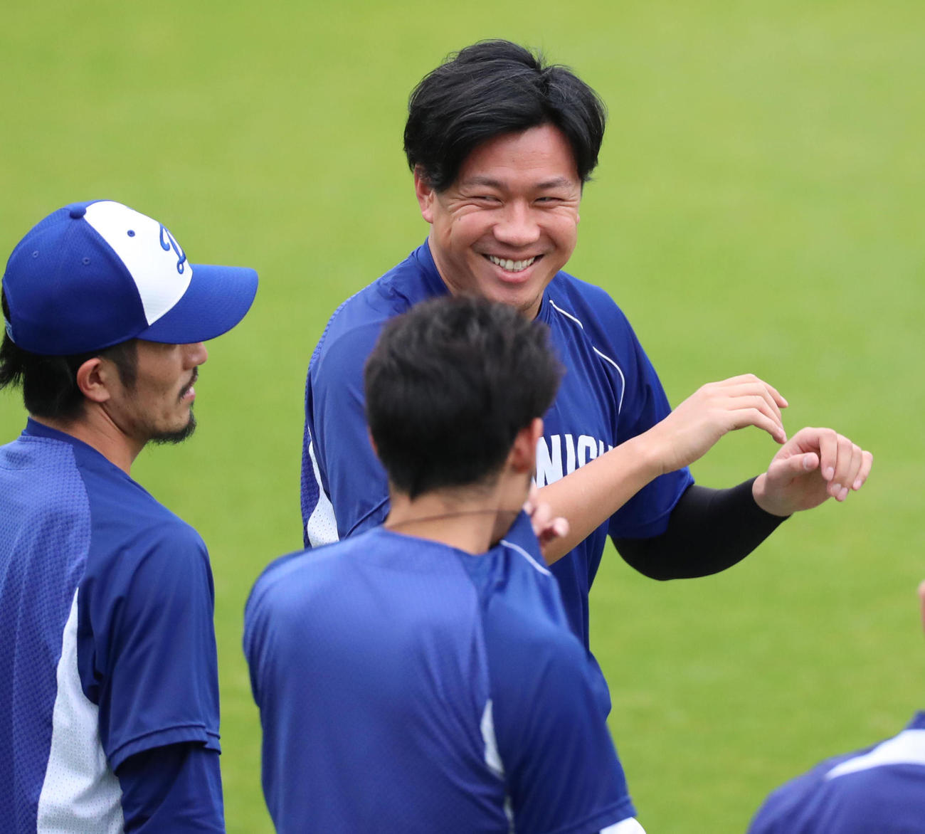 阪神対中日　練習を行う大野雄大（撮影・清水貴仁）