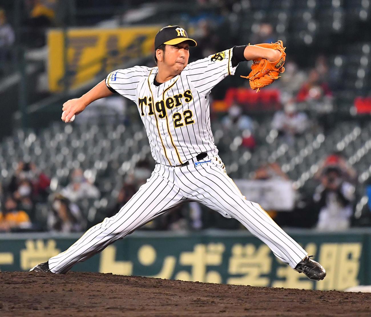 阪神対中日　9回2死から登板した藤川（撮影・上田博志）