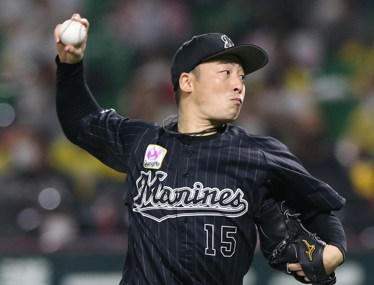ソフトバンク対ロッテ　ロッテ先発の美馬（撮影・上山淳一）