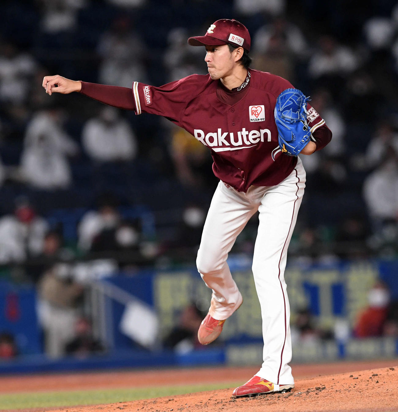 ロッテ対楽天　楽天先発の岸（撮影・滝沢徹郎）