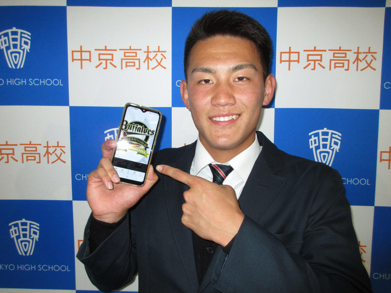 オリックスに2位指名を受けた中京・元（2020年10月26日撮影）