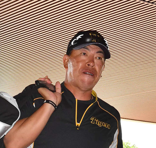非売品！阪神タイガース球団コーチ支給ジャンパー　高代延博 阪神井上コーチのヘッド昇格検討、高代コーチ退団か - プロ野球 : 日刊