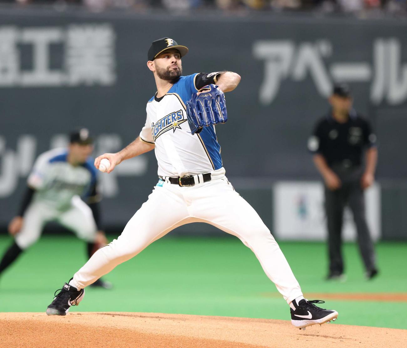日本ハム対オリックス　日本ハム先発のマルティネス（撮影・黒川智章）