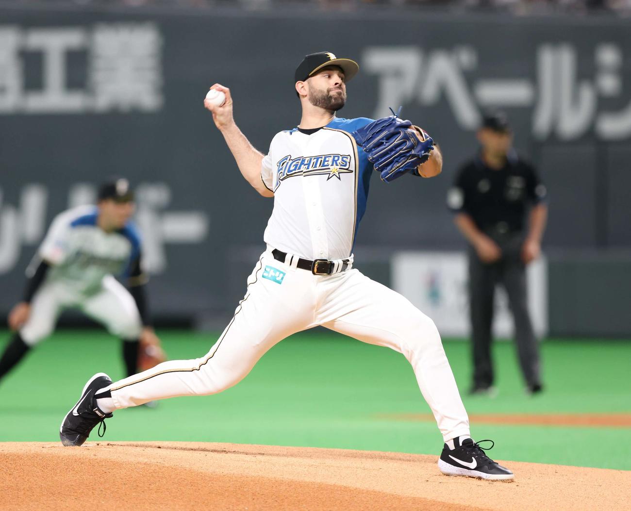 日本ハム対オリックス　日本ハム先発のマルティネス（撮影・黒川智章）