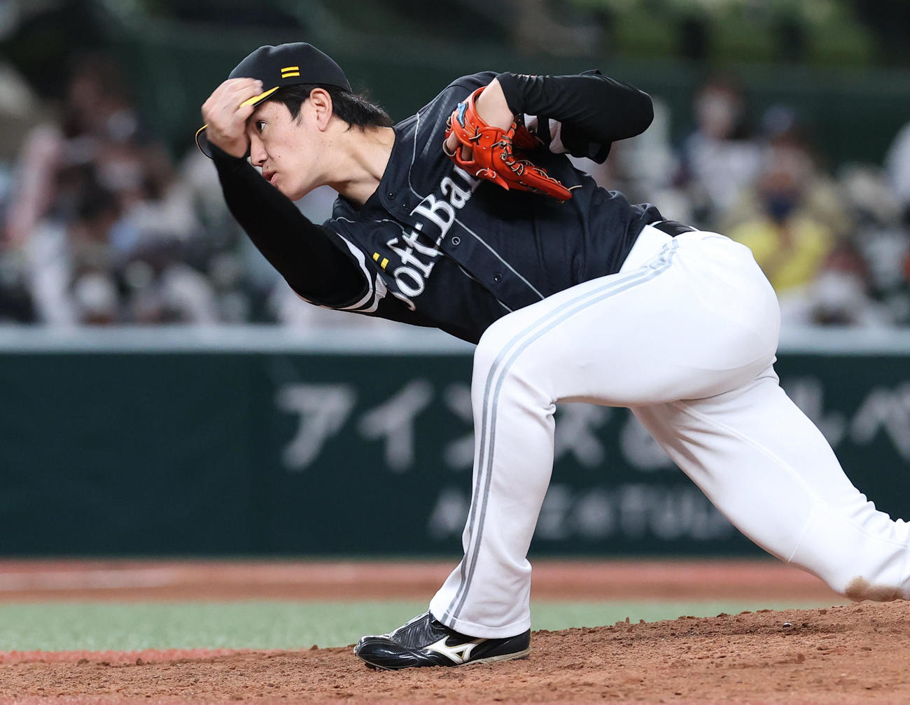 西武対ソフトバンク　7回裏、ソフトバンク2番手で登板し力投する高橋礼（撮影・垰建太）