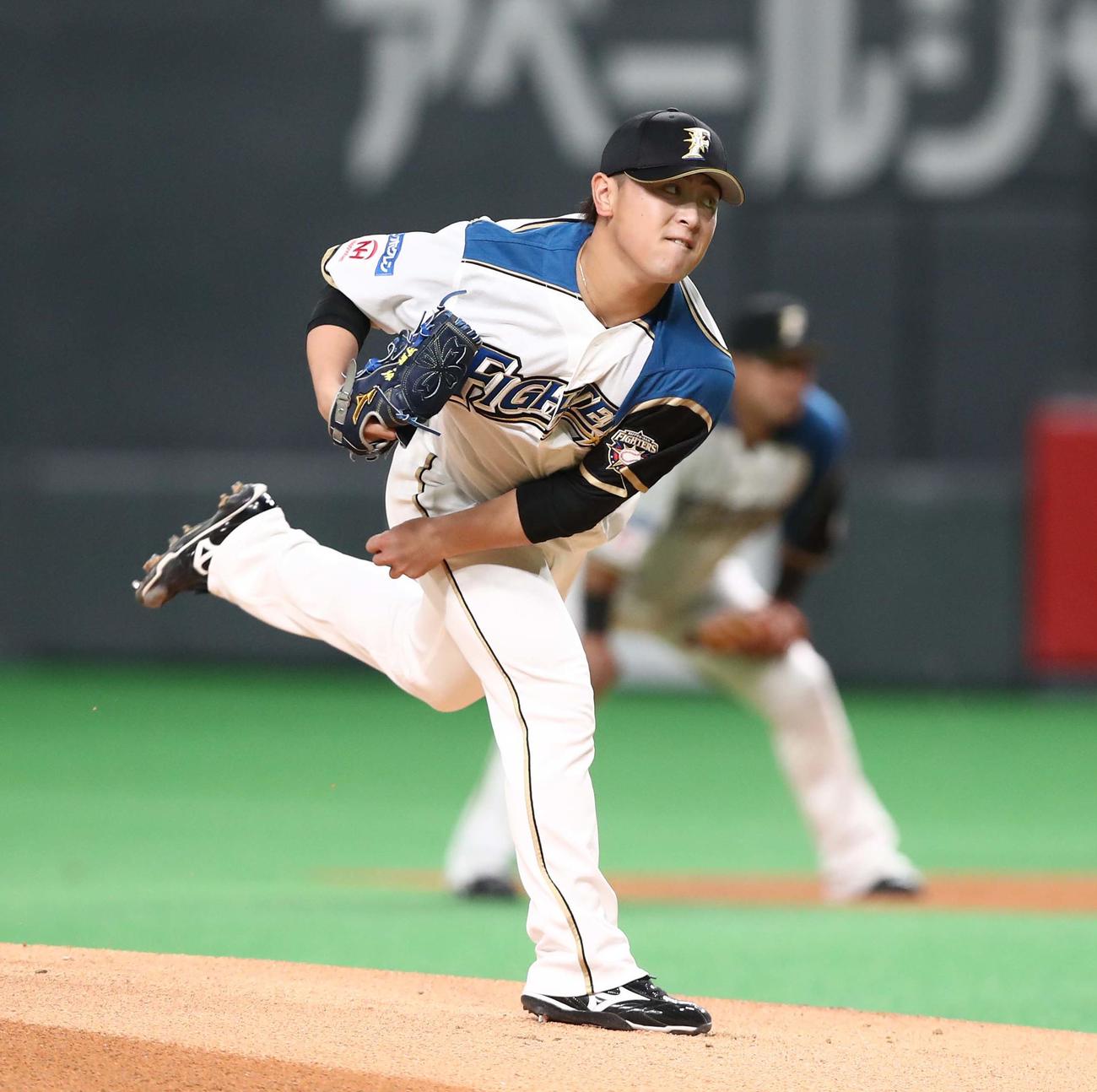 日本ハム対オリックス　力投する日本ハム先発の河野（撮影・黒川智章）
