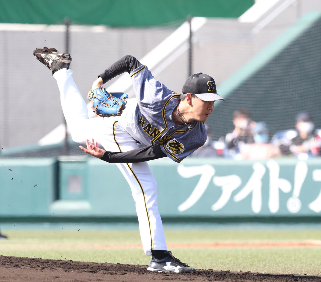 ウエスタン・リーグのソフトバンク戦に先発した及川（撮影・梅根麻紀）