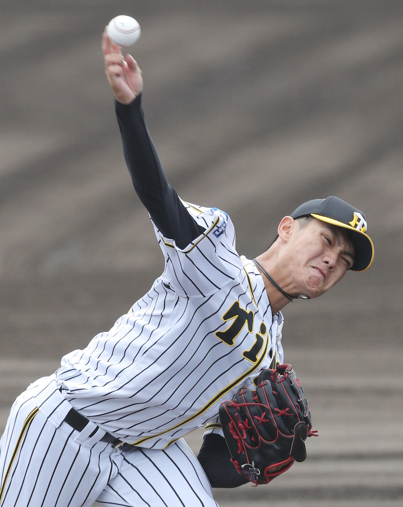阪神先発の西純矢（20年10月18日撮影）