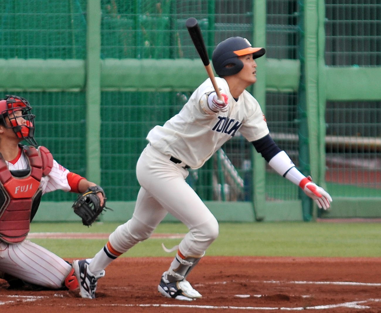 11回表、決勝の犠飛を放つ元山