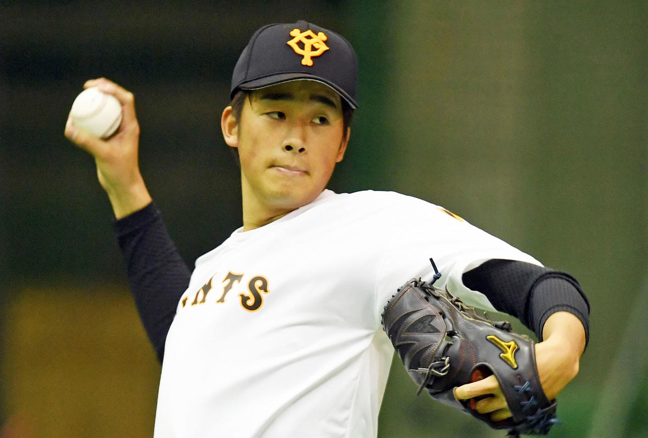 巨人堀田賢慎（2020年3月2日撮影）