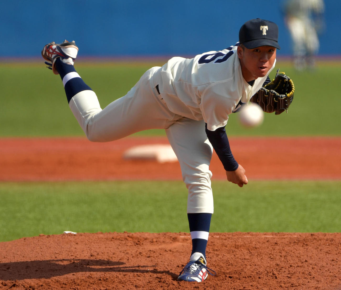 阪神5位で指名された東洋大・村上（2019年10月1日）