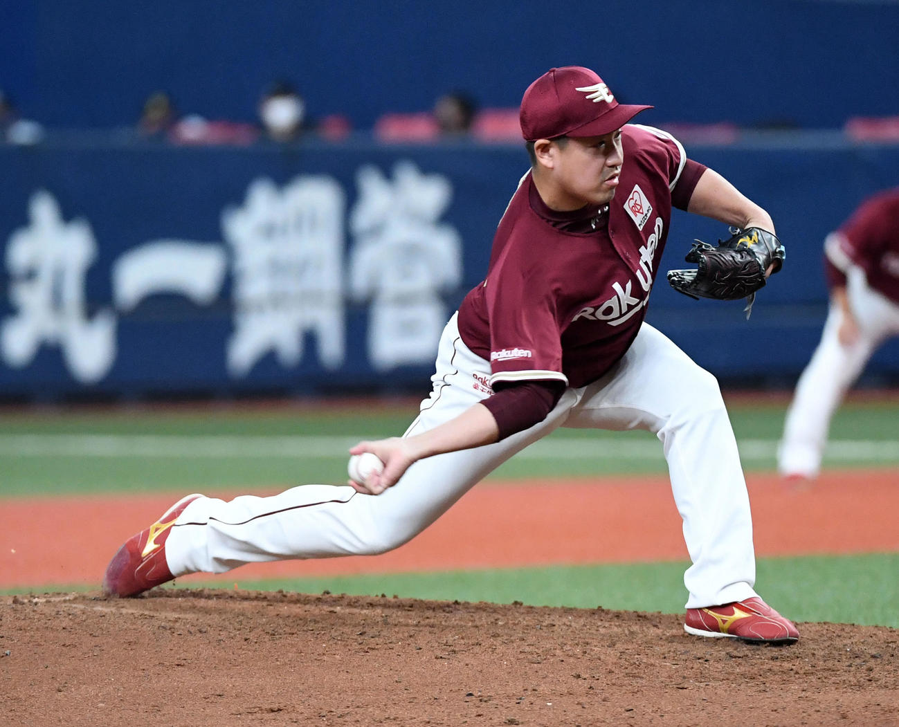 オリックス対楽天　楽天2番手の牧田（撮影・前岡正明）