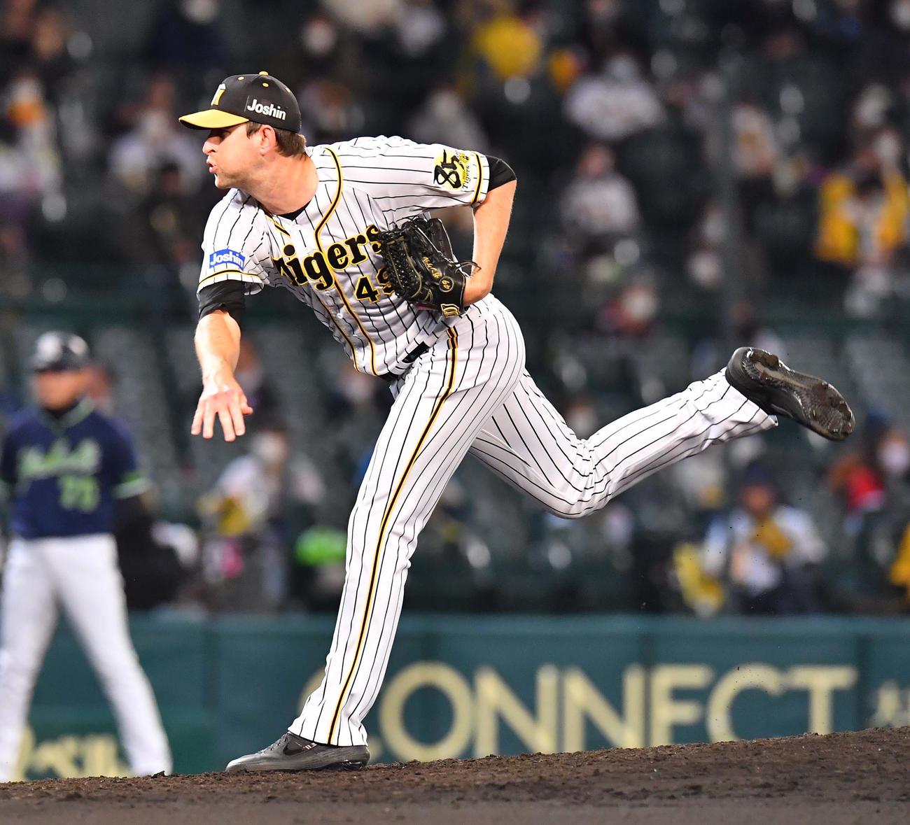 阪神対ヤクルト　阪神4番手のジョー・ガンケル（撮影・上田博志）