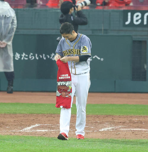 広島石原慶幸が引退式 黒田氏 新井氏も登場 詳細 プロ野球ライブ速報 日刊スポーツ
