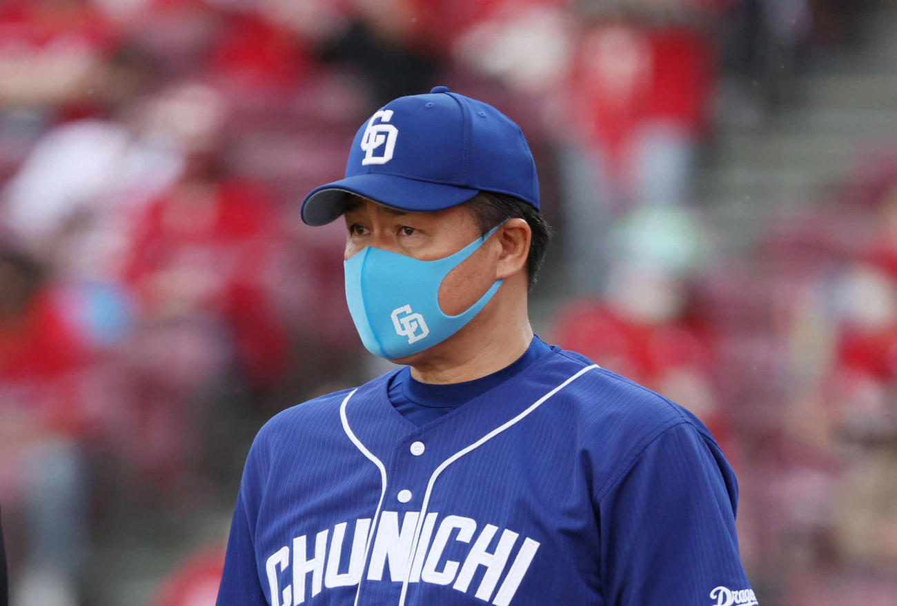 中日与田剛監督（2020年10月18日）