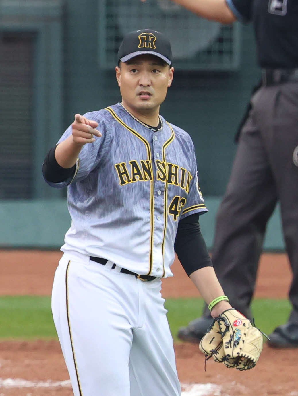 広島対阪神　11勝目を挙げた秋山（撮影・清水貴仁）