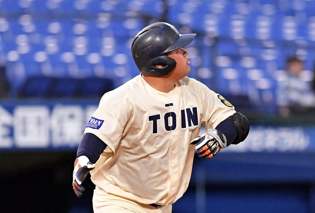 西武ドラフト1位の桐蔭横浜大・渡部健人（2020年11月9日撮影）