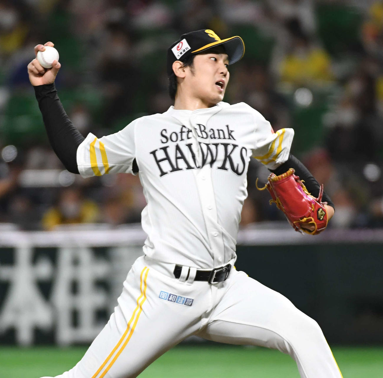 ソフトバンク対西武　4回表から登板した石川柊太は3イングを無失点に抑える（撮影・今浪浩三）