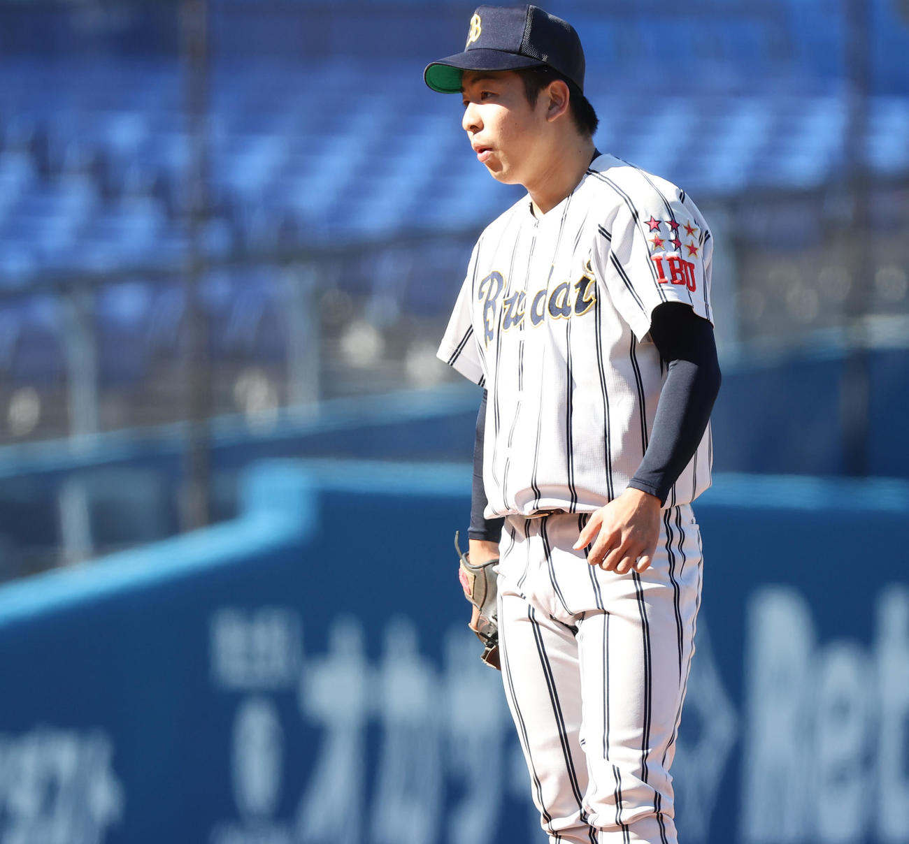国際武道大対創価大　8回裏創価大1死満塁、保科に適時三塁打を許しぼうぜんとする板川（撮影・垰建太）