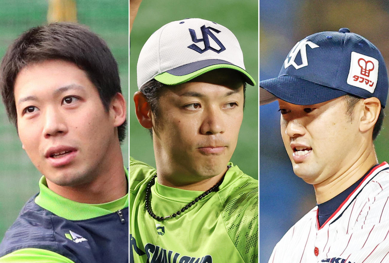 左からヤクルト山田哲人、小川泰弘、石山泰稚