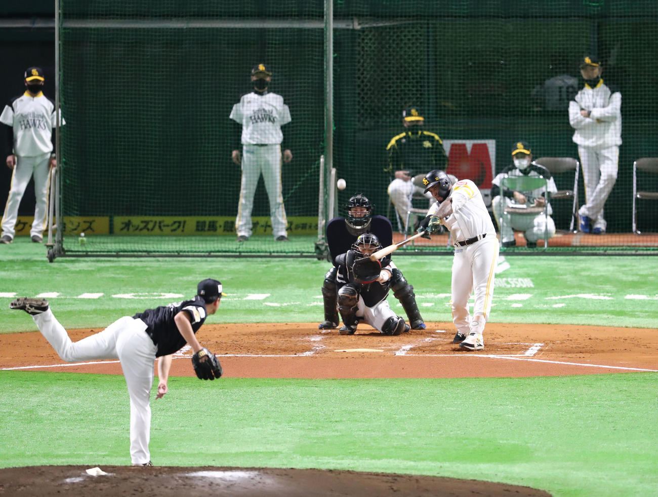 4回に中越え本塁打を放ったバレンティン（撮影・梅根麻紀）
