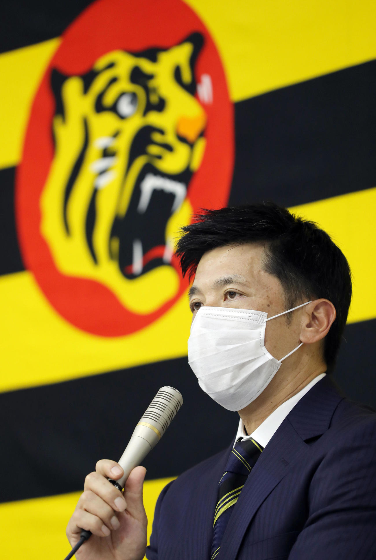 オーナー報告を終え会見する阪神矢野監督（撮影・前田充）