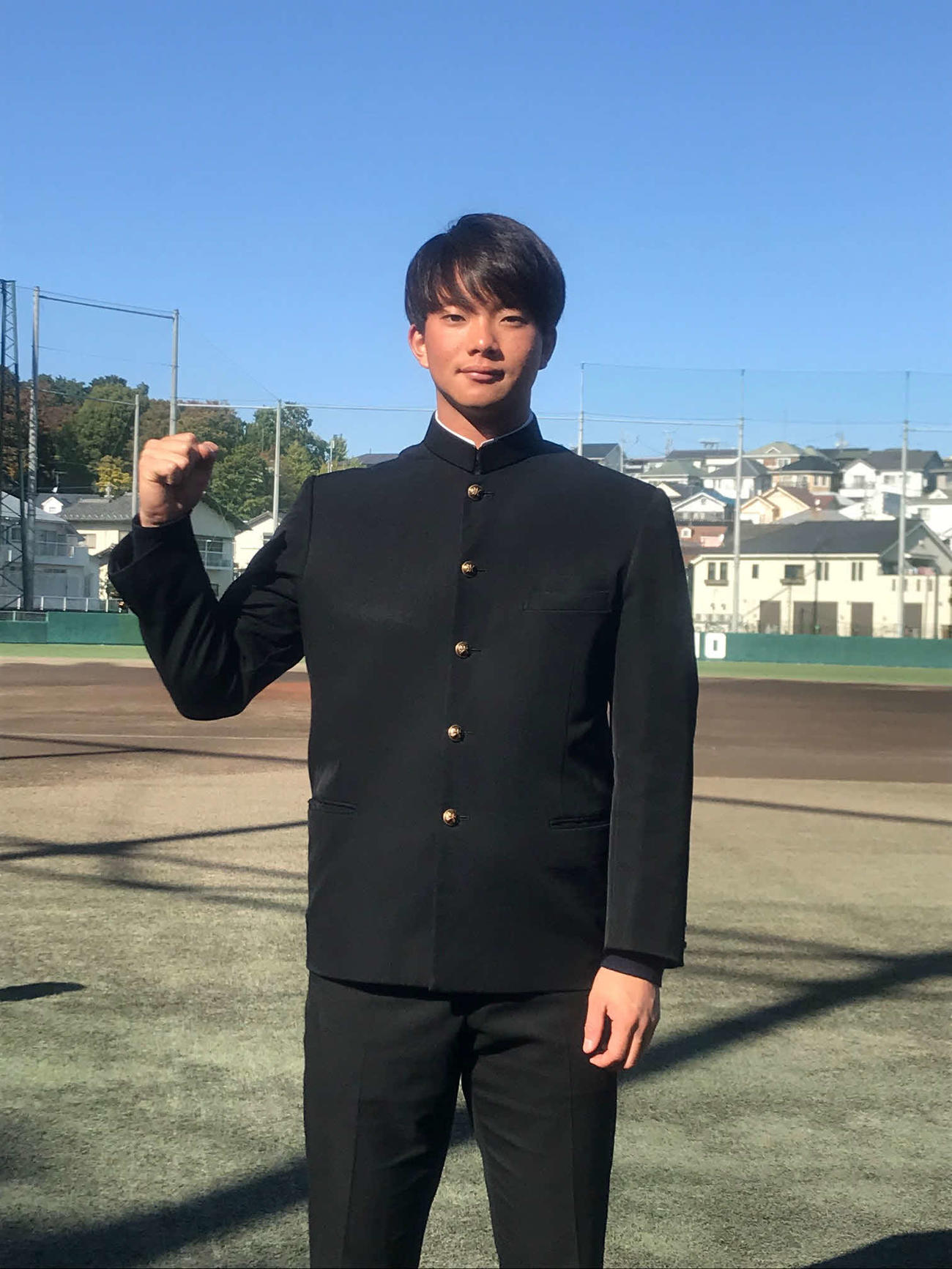 納会に出席したヤクルト1位指名の慶大・木沢