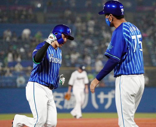 ｄｅｎａ上田佳範外野守備走塁コーチが退団 プロ野球 日刊スポーツ