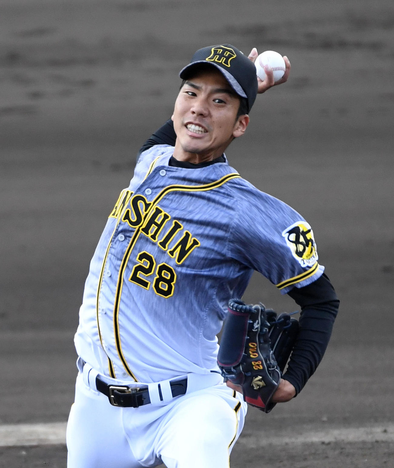 ヤクルト対阪神　阪神先発の小野はヤクルト打線を5回無失点に抑える（撮影・前岡正明）