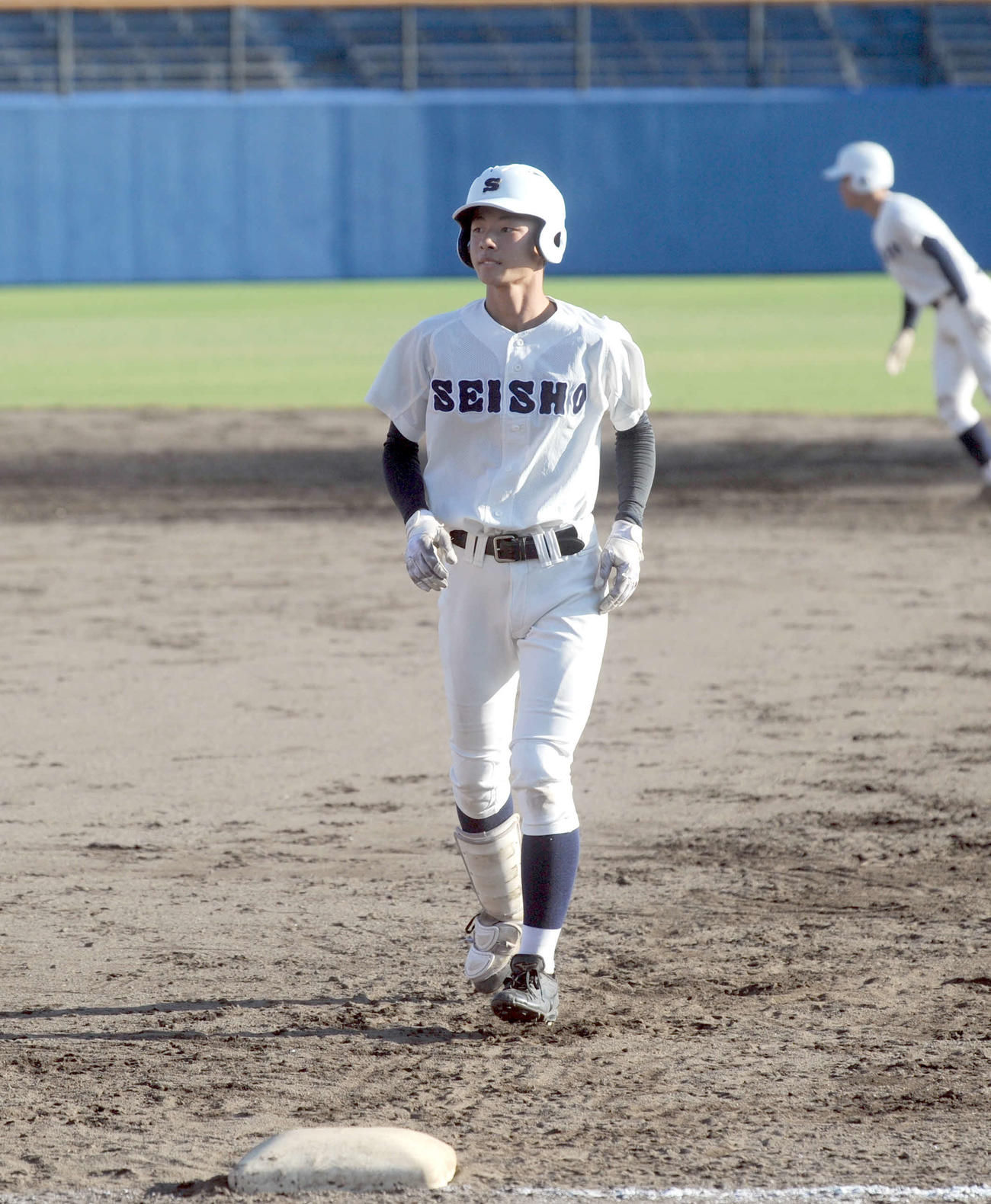 4点を追う4回に左前への2点適時打を放った静岡商高の大井朝日外野手（2年）
