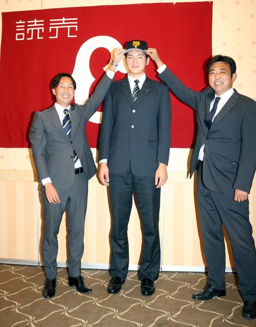 身長２ｍ腕巨人育成８位阿部仮契約 支配下登録を プロ野球写真ニュース 日刊スポーツ