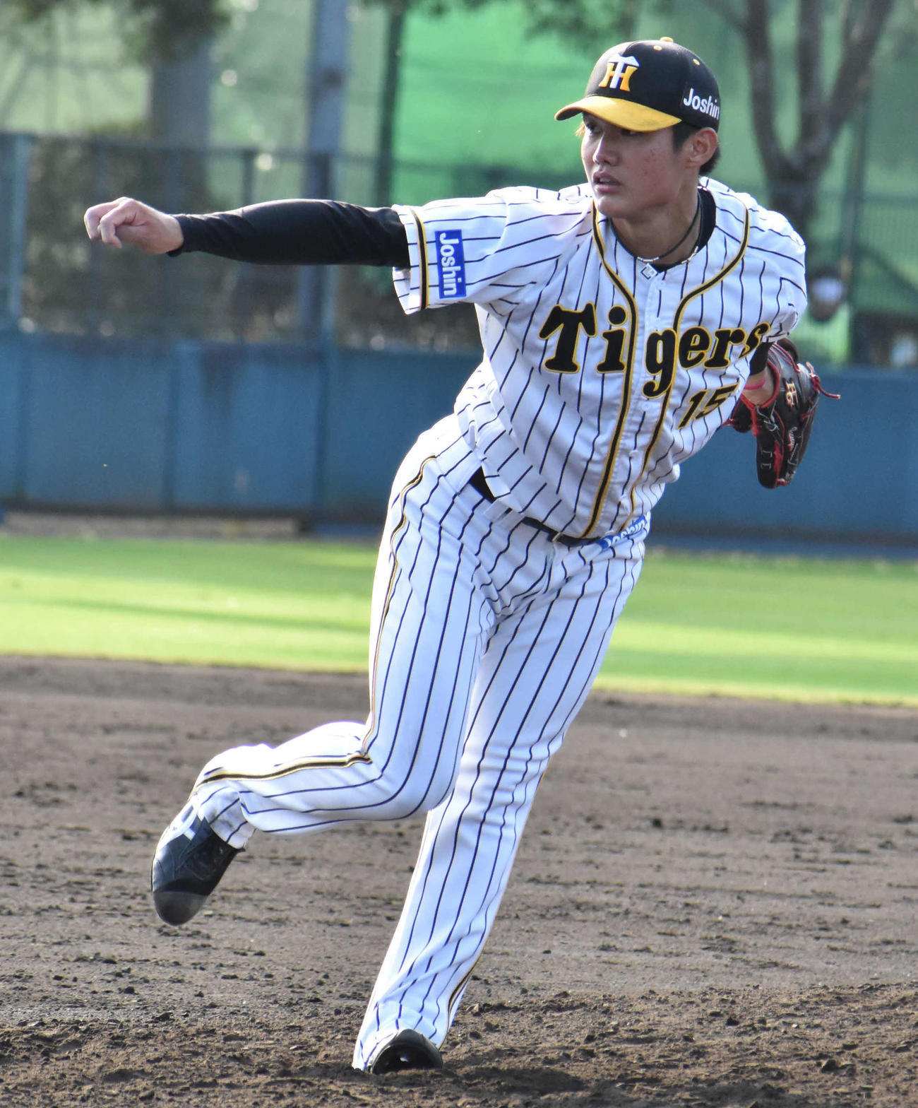 フェニックスリーグ阪神対楽天　阪神先発の西純（撮影・只松憲）